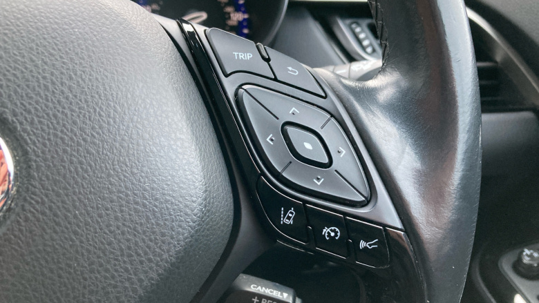 Toyota C-HR 1.8 Hybrid Design 5dr CVT Hybrid Hatchback